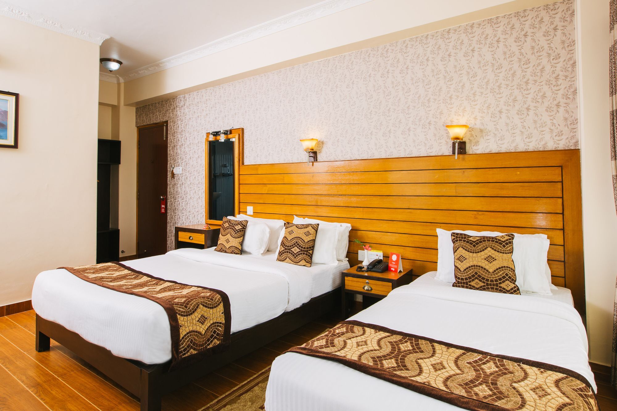 Hotel Romantica Pokhara Extérieur photo